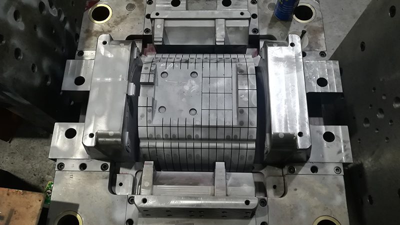 五金模具加工规格参数：精准把握，铸就品质基石