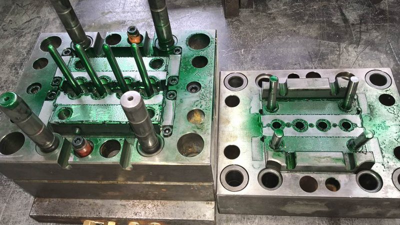 医疗塑胶模具加工精度要求解析