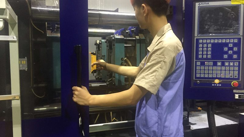 压铸模具设计方案：如何科学评估报价**